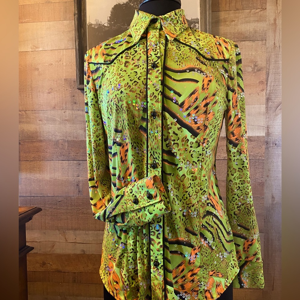 LimeGreen Show Blouse